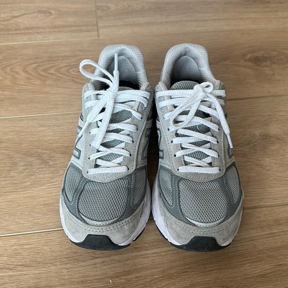 New Balance 990v5 Grey